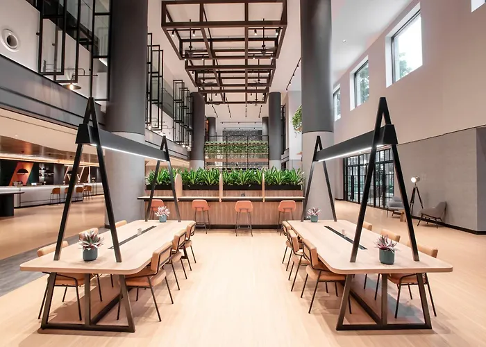 Resorts World Sentosa - Hotel Ora